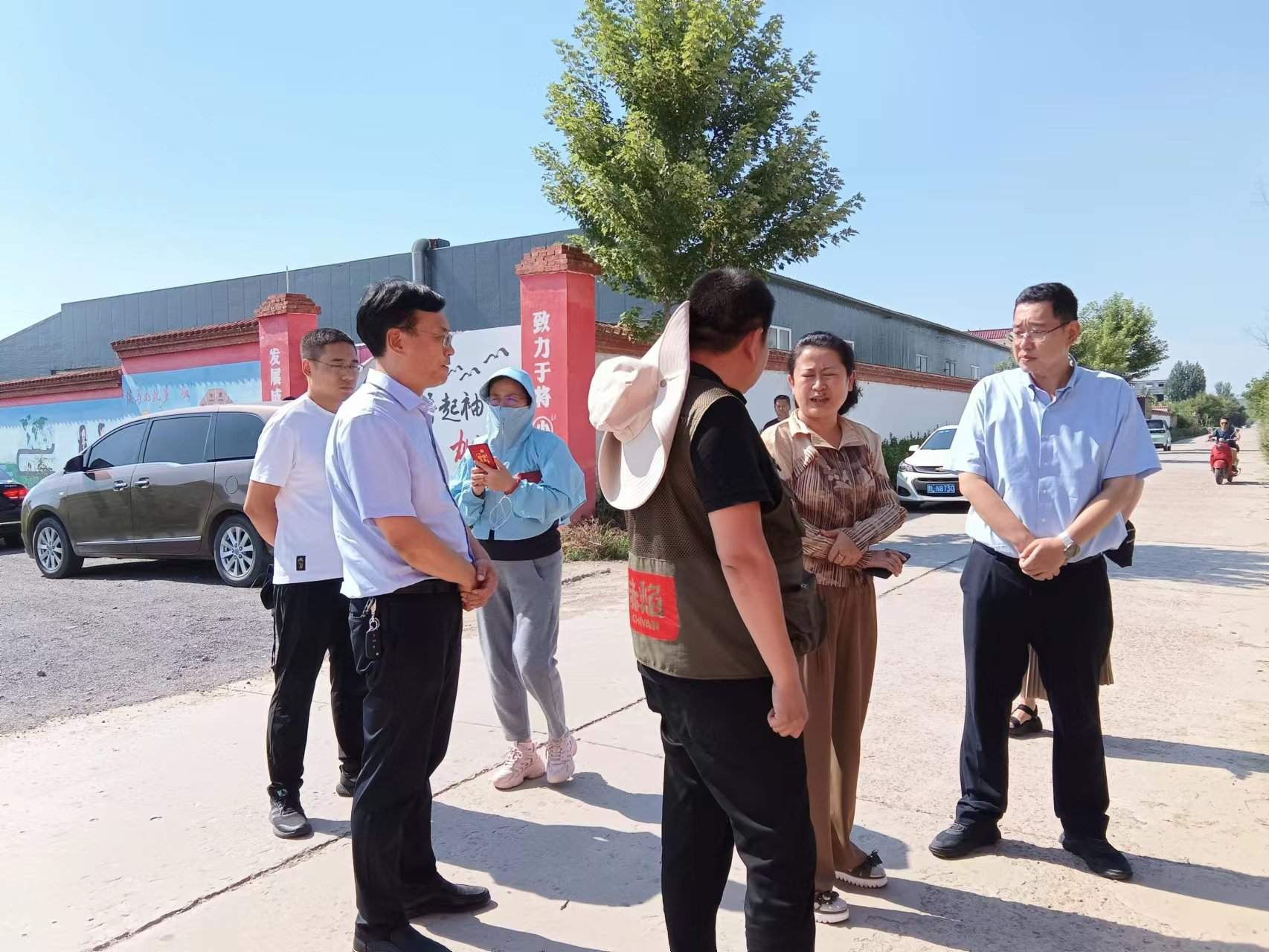 省乡村产业发展融合中心一行对我市十大产业集群企业进行调研